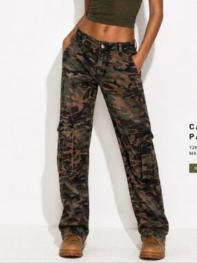 Y2K Camo Cargo Boyfriend Jeans